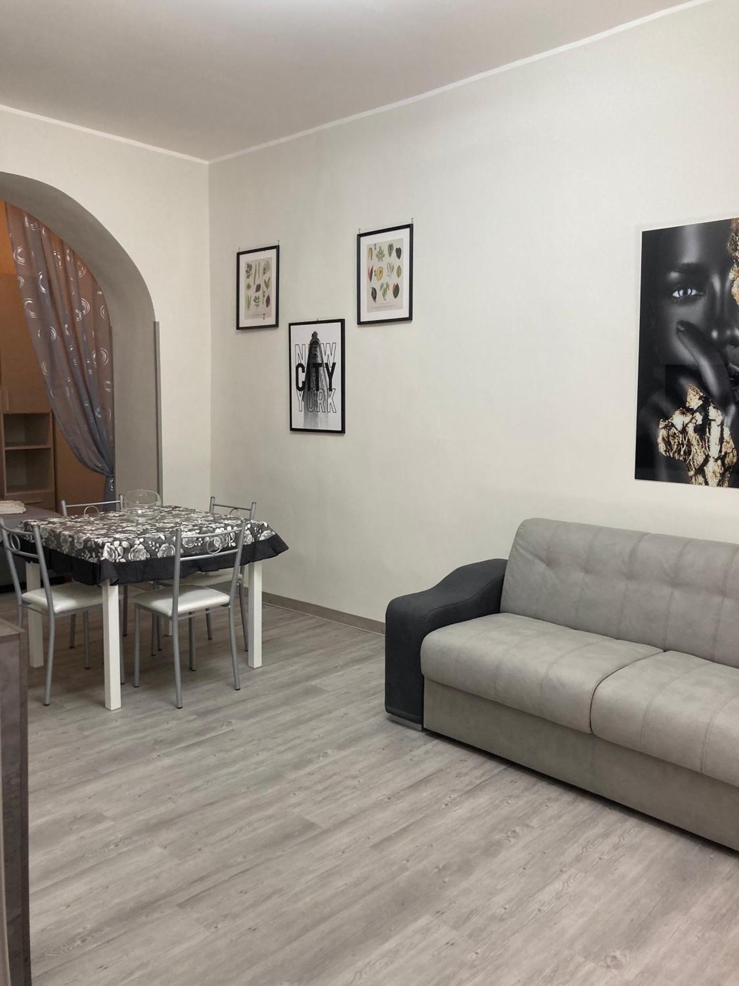 Apartment Dimora Gelso Naples